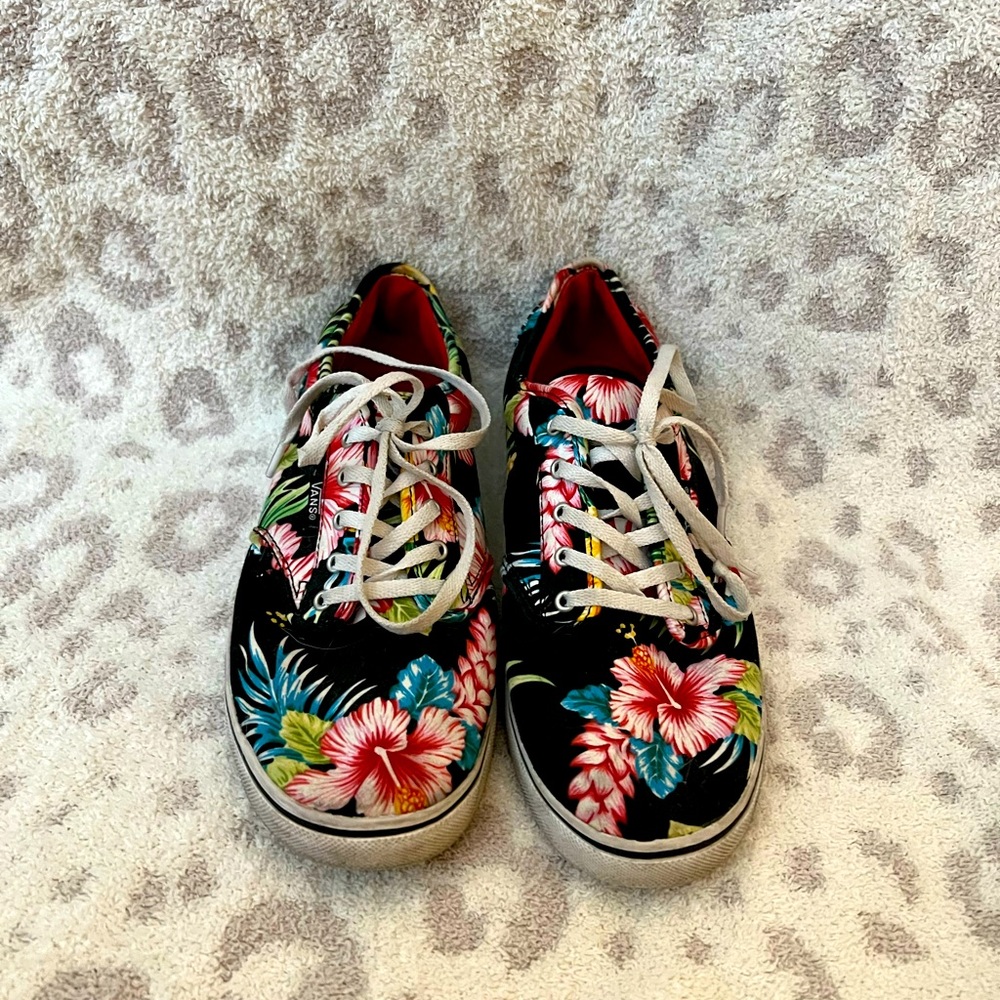 Size 10 Vans Hawaiian print